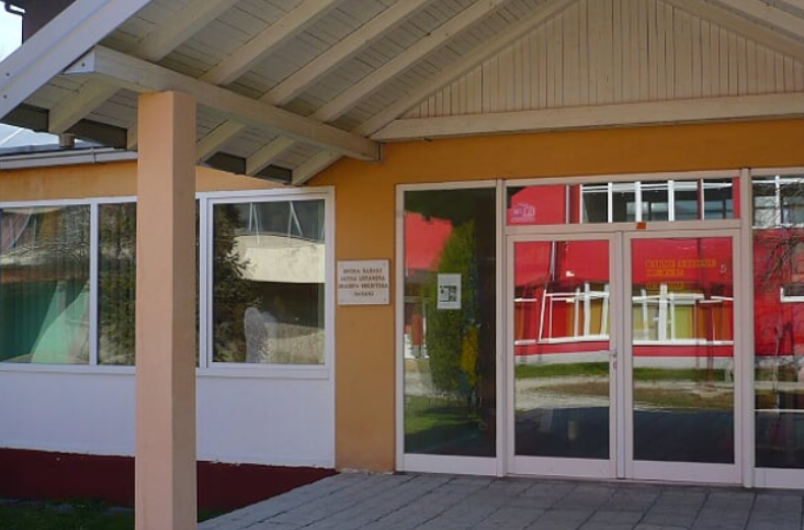 gradska biblioteka kakanj