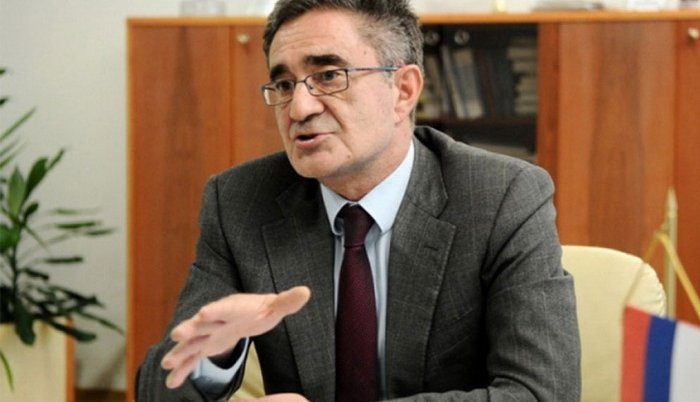 anton-kasipovic-700x402