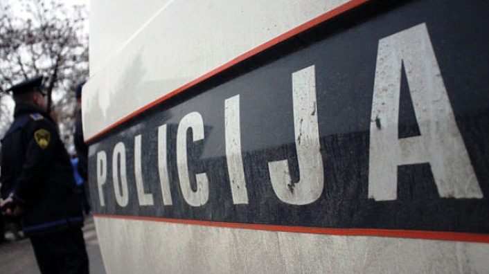 policija