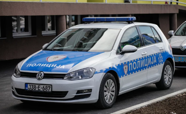 policija
