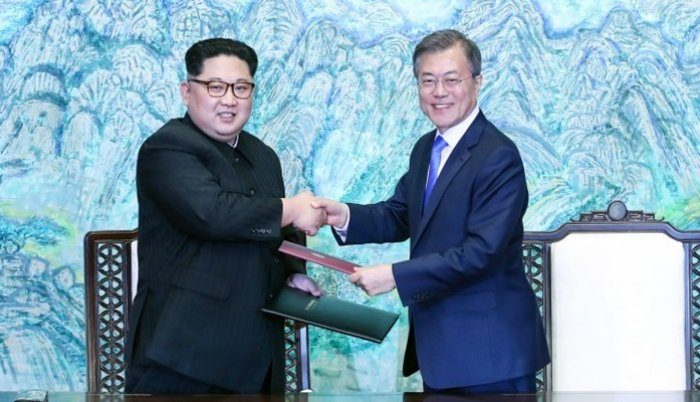 kim-moon-samit-xinhua-700x402