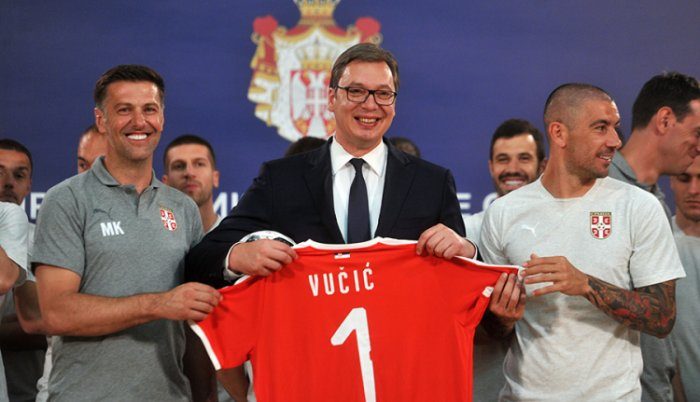 vucic-srbija-dres-700x402