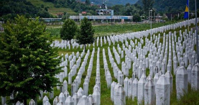 potocari-memorijalni-centar
