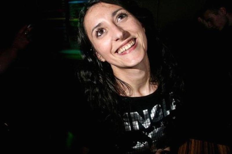 dečko opsjednut sa stranicama za upoznavanje