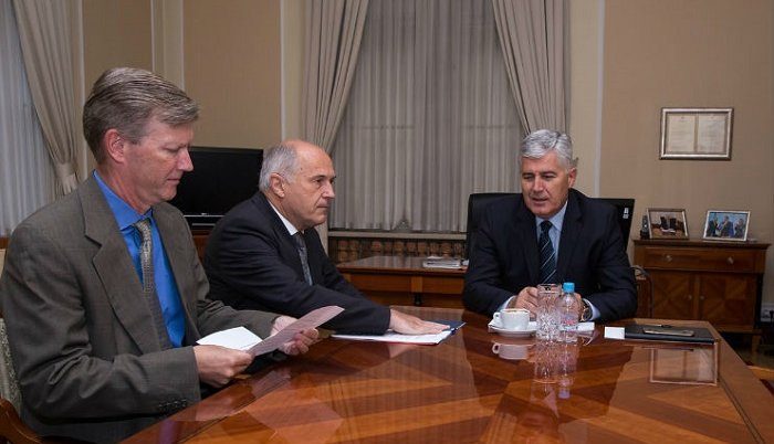berton-inzko-covic-700x402