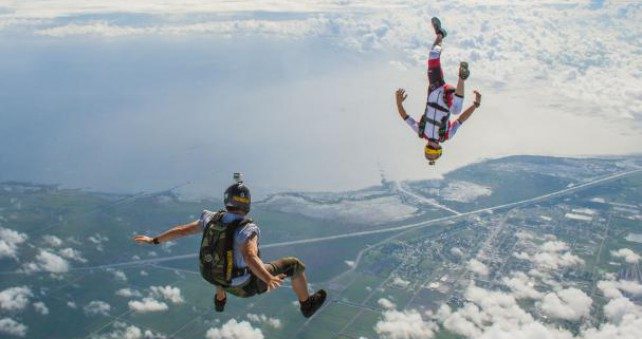skydiving_padobran_ilustracija