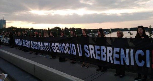 zene_u_crnom_beograd_srebrenica_2019